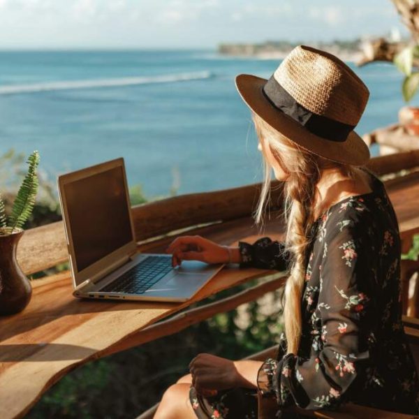Picture for digital nomad safari traveler